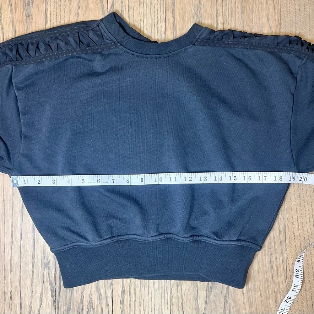 Nike Women’s Sweatshirt With Lace Up Sleeve Ribbon Detail in Black Size X-Small